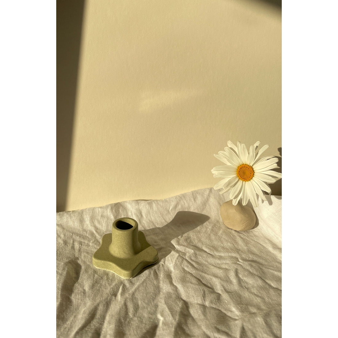 Daisy Candlestick Holder